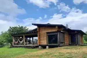 Уютный домик на берегу озера в Себежском районе