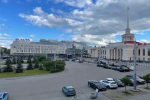 Комфортная квартира на площади Гагарина, жд вокзал, Петрозаводск