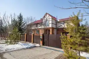 Большой уютный коттеджс баней, Бычиха