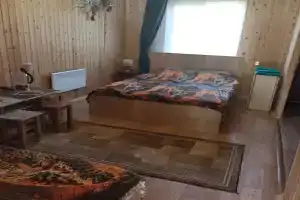Трёхместный номер 1 этаж, Каменномостский