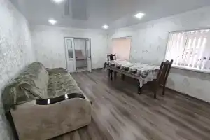 Уютный домик на старом магале