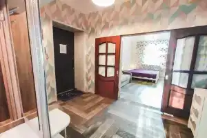 2-комнатная квартира в центре на площади Победы