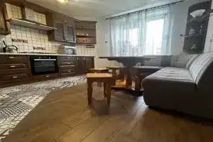 Просторная квартира рядом с вокзалом, Калининград