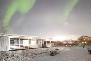 Дом у горы, Молочный