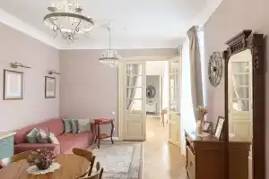Квартира в сердце Петербурга