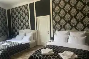 Семейный номер, Теберда