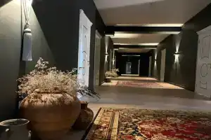 Комфортный просторный номер для семейной пары с детьми, Караман Седьмой