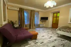 Квартира на набережной, Ялта