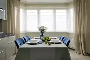Большая семейная квартира, Москва