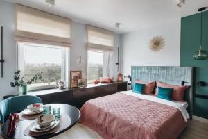 Loft 408: кровать King Size, кухня и вид на Ботанический сад, Москва