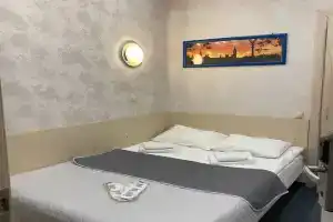 Двухместный номер с 1 кроватью без окна, Москва