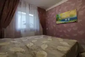 Уютная квартира в новом доме с бассейном в тихом районе