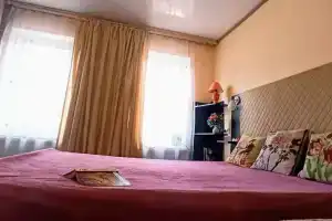 Уютная однушки в пешей доступности с Нарзанной Галереей