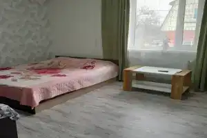Уютный дом со всеми удобствами, Тамань