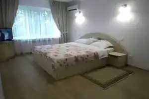 Уютная квартира в центре Ботаники