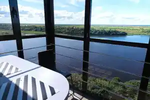 Видовая квартира, Загорицы