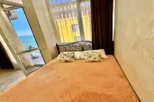 Студия с видом на море, Адлер