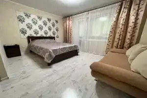 Уютная, чистая квартира на левом берегу