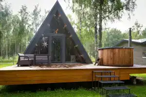 A-Frame с купелью, Красный Огорок