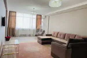 Квартира в центре города с видом на море