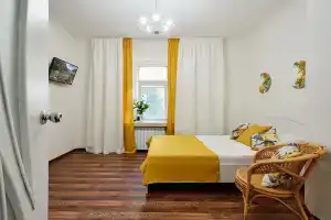 Двухкомнатная квартира - Колоннада через дорогу, Кисловодск
