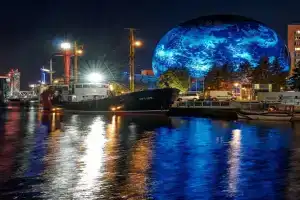 Центр у Музея Мирового Океана, Калининград