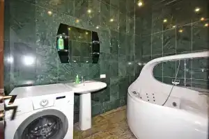 Уютная просторная квартира, Ереван