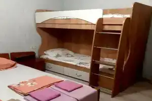 Уютная новая комната у моря в Лоо