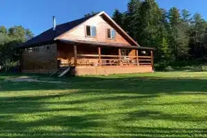 Уютный домик «Нурми» на берегу реки, Нурмойла