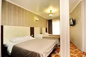 Четырёхместный номер  с балконом, Кабардинка