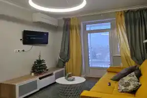 Уютная дизайнерская квартира, рядом с экопарком Затюменский, Тюмень