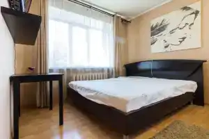 Апартамент у ТЦ Каскад, Омск