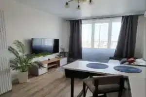 Студия, Москва