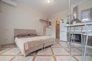 Студия, Апрелевка