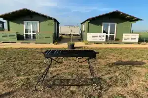 Эко-домики у моря в Штормовом
