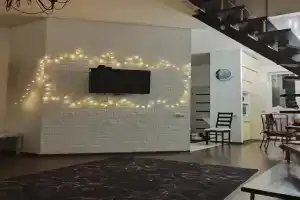 Дом «Flowers»