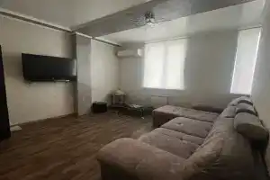Уютная квартира с удобной транспортной развязкой, Сочи
