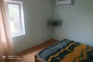 Хороший домик с видом на горы, Рыбачье