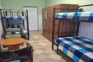 Многоместный смешанный номер хостел / санузел общий на этаже, Ялта