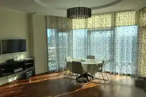 Апартаменты на первой линии моря с бассейном и со своим пляжем у моря