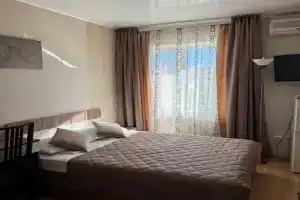 Трёхместный номер стандарт с видом на город, Витязево