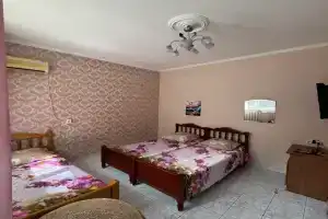 Трёхместный номер стандарт, Геленджик