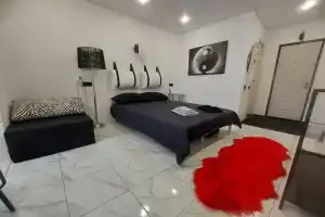 Инь-янь, Октябрьский
