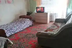 Уютная квартира рядом с причалом 42, Яровое