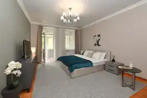 3-комнатная квартира, Калининград