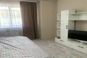 Уютная квартира в новостройке в центре города