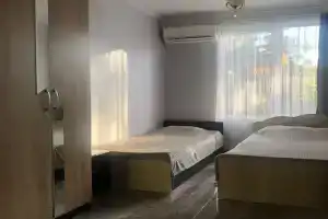 Студия в 10 минутах от моря
