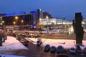 Квартиры посуточно на Челюскинцев 23, Екатеринбург
