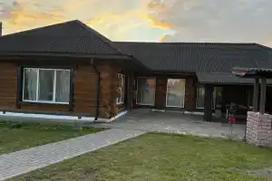 Домик у реки