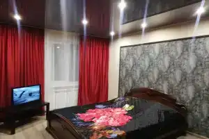 Новый дом с своим отоплением в центре с кондиционером